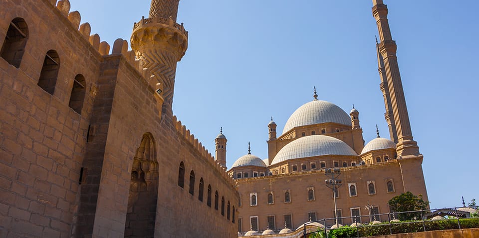 Salah El Din Citadel and Old Cairo Bazar Guided Tour